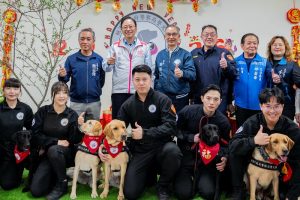 張善政春節前夕慰勉警察同仁及警犬隊 科技智慧城市守護桃園平安