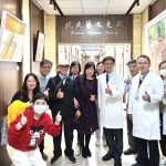 基醫光之所鄉畫展登場 名作討海首度亮相