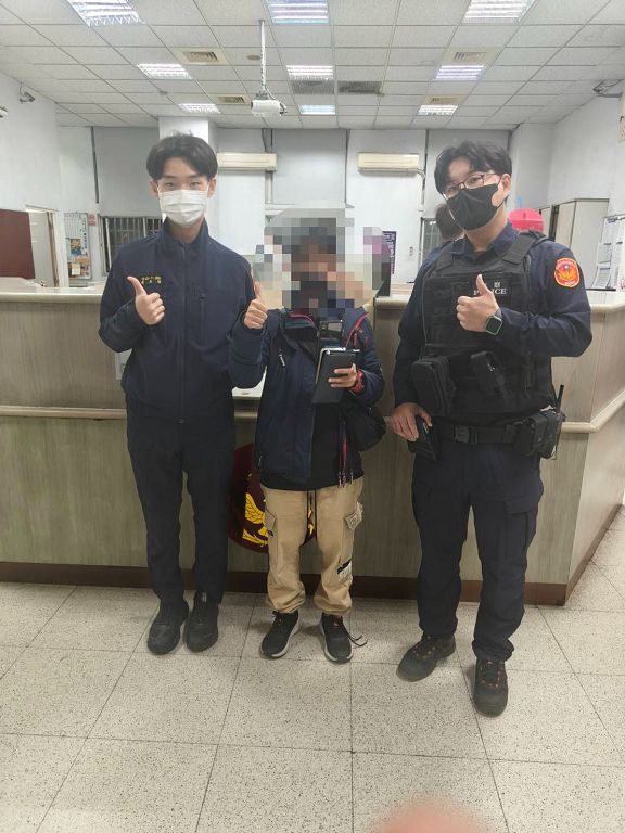 為民服務不分國籍 鼎金警協助尋回外籍男手機