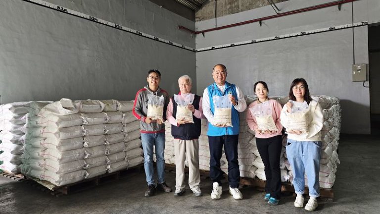 白米傳愛迎新春 南區分署糧食救助照顧南部弱勢家庭