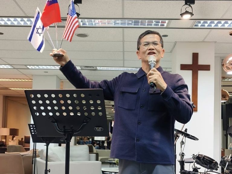 路邊出生到百億地產創辦人 鍾俊榮願故里義工