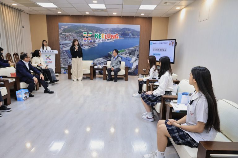 暖暖高中研究小組 盼降長者詐騙風險