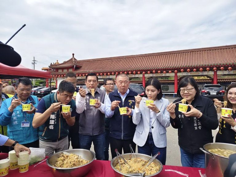 雲林元宵萬人吃平安 馬鳴山五年千歲「吃飯擔」活動聚焦