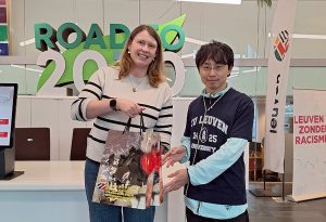 海外圓夢趁少年 黃偉哲鼓勵青年申請百億計畫