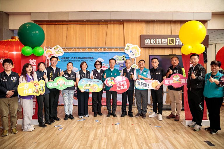 嘉邑城隍廟贊助嘉義健兒暨授旗儀式