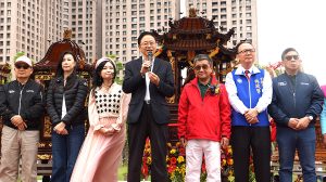 景福宮祈安遶境踩街場面盛大