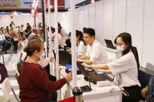 嘉市振興商圈夜市券 兌換首日爆人潮