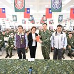 王惠美成功嶺探視彰化子弟兵