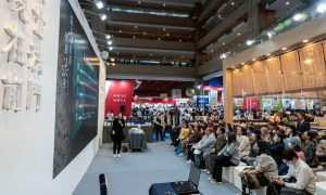 中醫揭密「睡前減光＋伸展通氣」排文明毒又瘦身