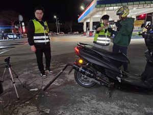 大甲警聯合稽查 改裝車無所遁形