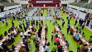 勞工局在福誠高中辦大型徵才活動 逾千職缺歡迎求職者踴躍參與