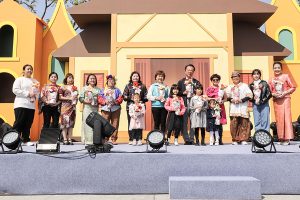 歡慶婦女節 嘉縣新住民傑出女性齊聚燈會祈福