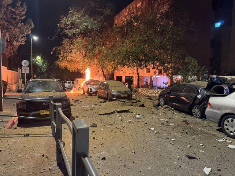 伊朗發射集束彈襲特拉維夫 報復以色列