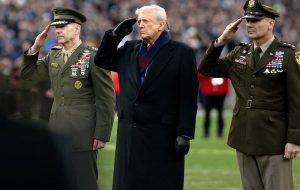 川普暗示對伊朗戰事將結束 幕僚急籲趕快止損