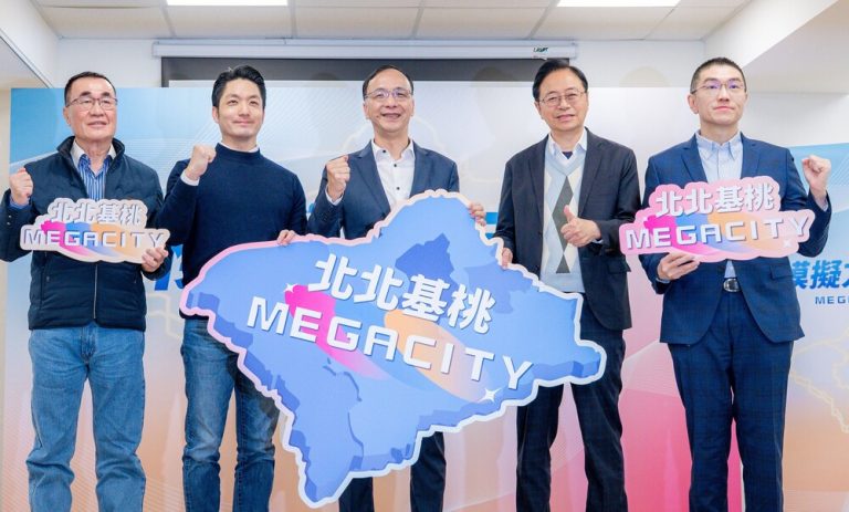 張善政出席模擬方城市論壇 描繪發展藍圖