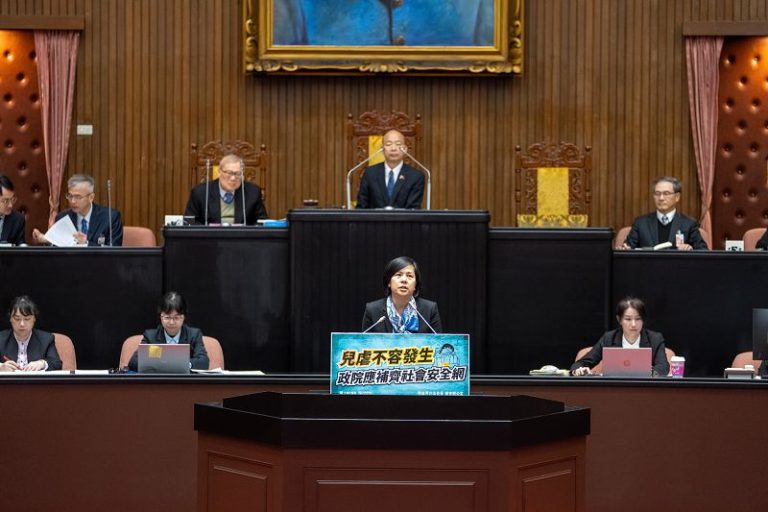 拒絕內閣獨裁 國民黨聲援李貞秀