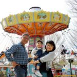 祖孫同遊麗寶賞櫻花享優惠