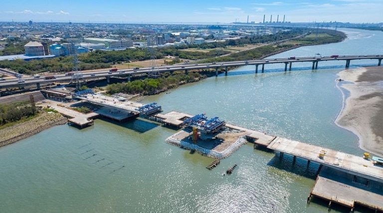 橫跨中彰「大肚和美橋」正式命名 工程進度近9成 目標今年底完工通車