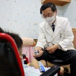 七歲女童頭痛、耳鳴 竟是罕見自體免疫神經發炎