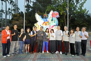 華商學生二度奪台灣燈會高中職組燈王