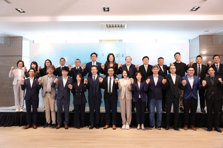 藍白2026政黨合作協議拍板 縣市長整合採全民調