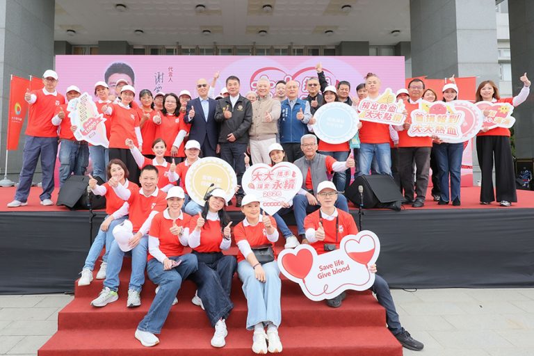 跨越山城愛心接力 消防健兒挽袖捐血