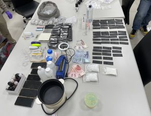 通緝犯擁槍枝涉販毒 警逮獲送辦