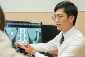 尿道感染竟是罕見腎盞憩室結石 微創手術成功取石