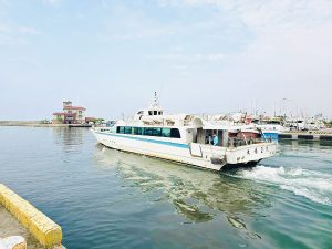 鹽琉線復航 假日加開5航次往返小琉球