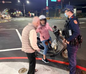 一聲他是我鄰居! 潭子警助老翁平安返家