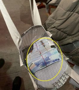 大意一瞬間 倒垃圾竟忘150萬鉅款