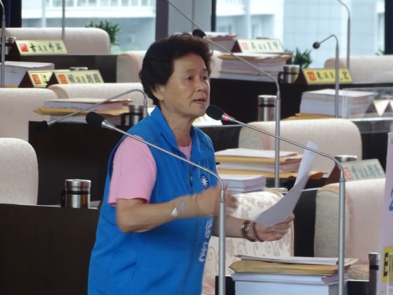 沈佑蓮關心廍子里超商興建案