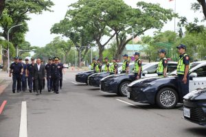 嘉縣警力再升級 翁章梁校閱各式全新警用車輛