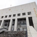 女到臺中高分院出庭不知被通緝 警帶回