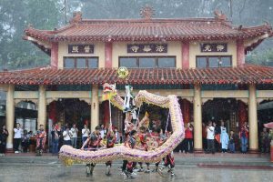 金龍賜福藝術文化節迎春雨引人潮