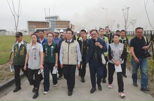 黃偉哲視察全台首座公園化動保教育園區
