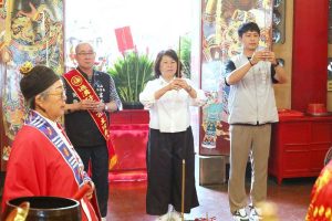 嘉邑震安宮舉辦玄天上帝萬壽祝聖大典 黃敏惠市長祈願市運昌隆