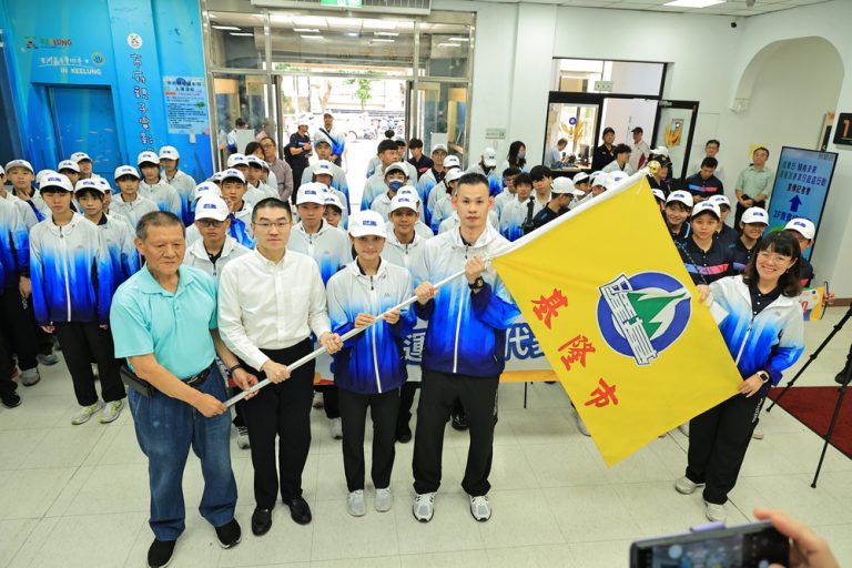 全中運授旗典禮 謝國樑加油打氣