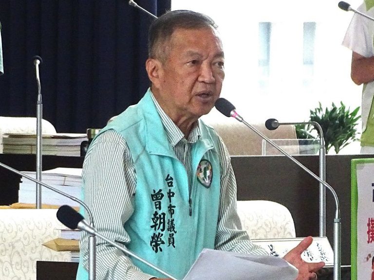 曾朝榮盼速重新開放攤販集中區合法化輔導申請