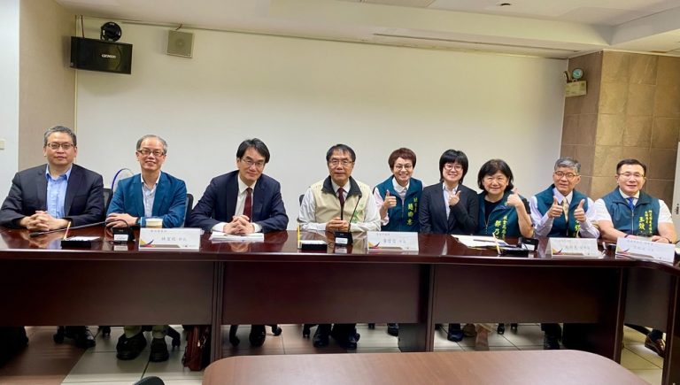 數發部林宜敬部長 拜會黃偉哲市長