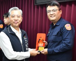 林家齊搶救婦一命吳敬田公開表揚