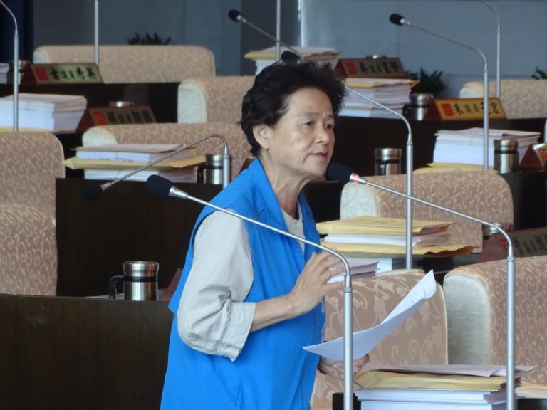 敬老愛心卡計程車補助額高 沈佑蓮讚揚