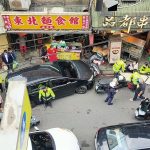 疑似毒駕惹禍 愛四路交通大亂