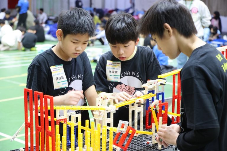 科技積木創意競賽 6校7隊出線