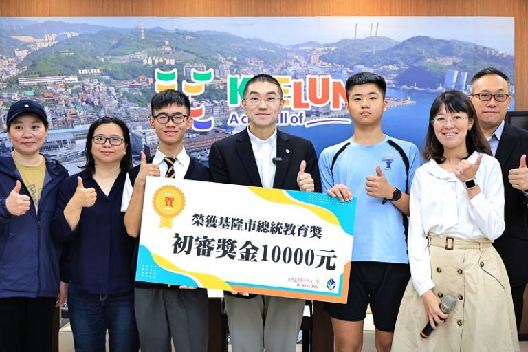 謝國樑表揚總統教育獎複選學生