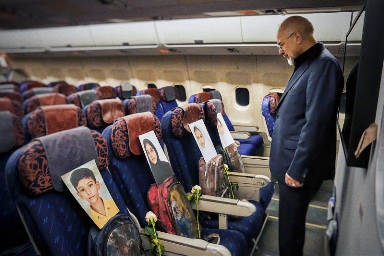 美伊停戰談判代表團齊聚巴基斯坦