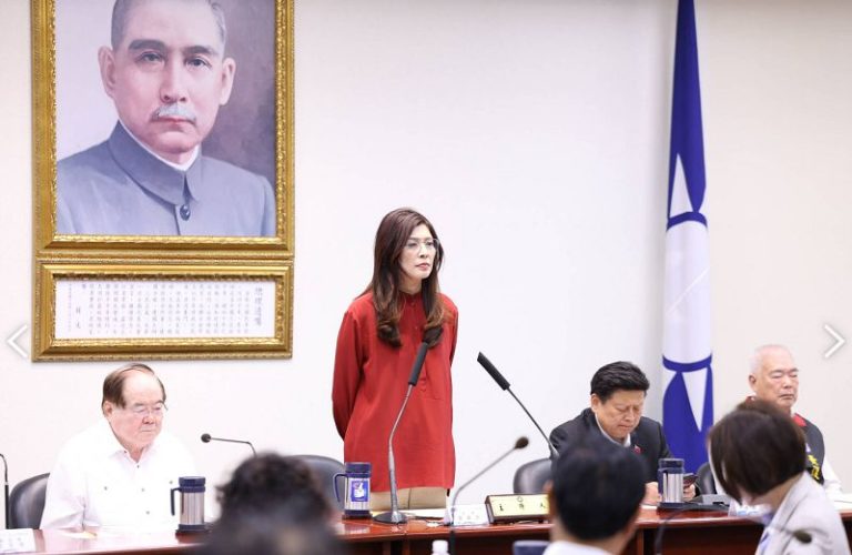 賴清德出訪受挫 鄭麗文質疑民進黨抗中毀台