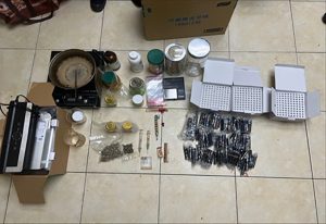 桃園緝毒警三幹員查獲大批毒品