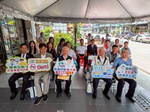 高雄市公私協力智慧防疫 TOCC問卷系統抽獎表揚推廣績優診所