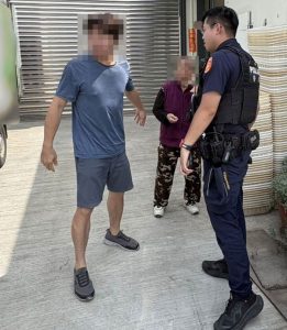 失智婦迷途5公里 大雅暖警助安全返家